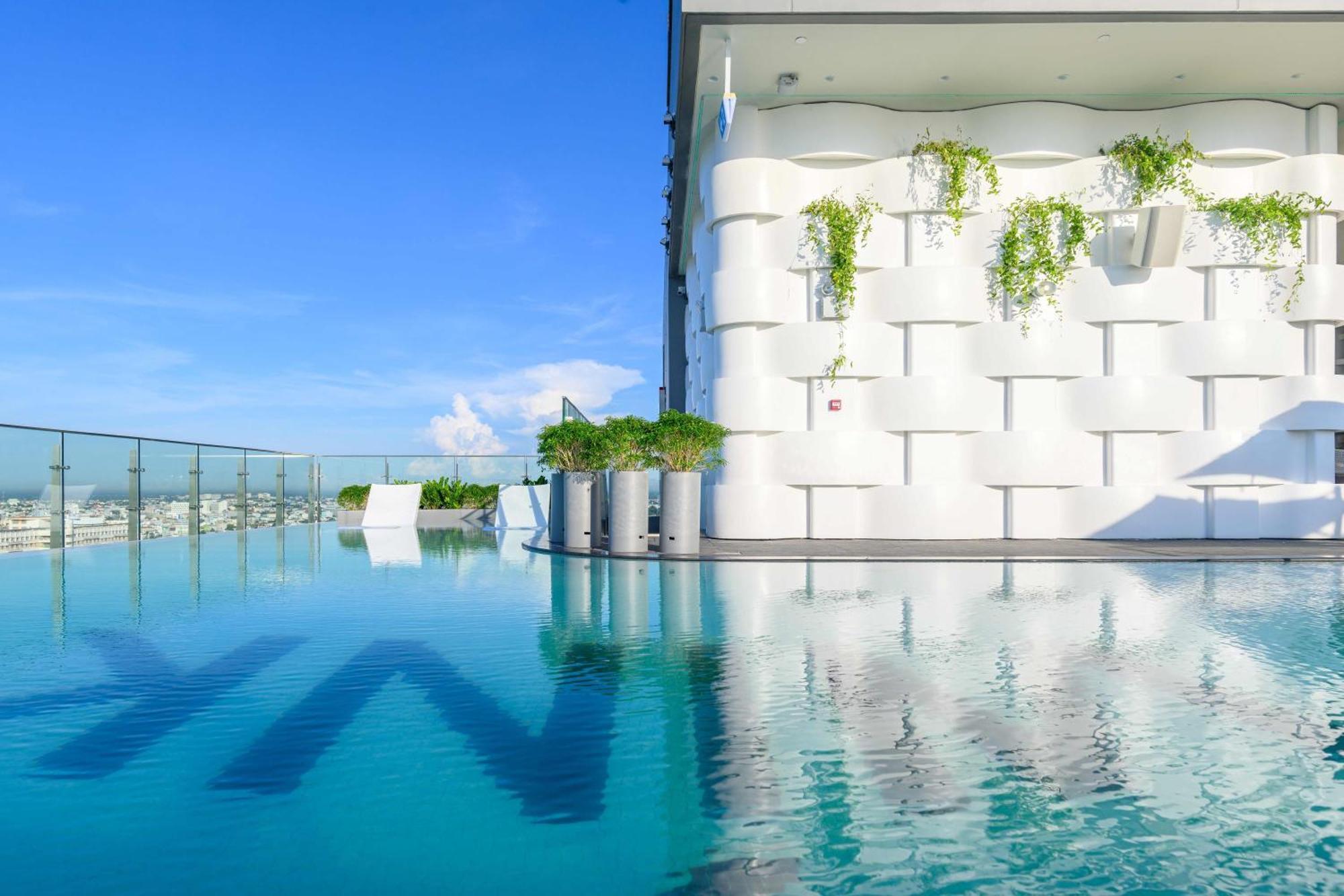 Wink Hotel Can Tho Ninh Kieu Wharf - 24Hrs Stay & Rooftop Pool Bar Exterior photo